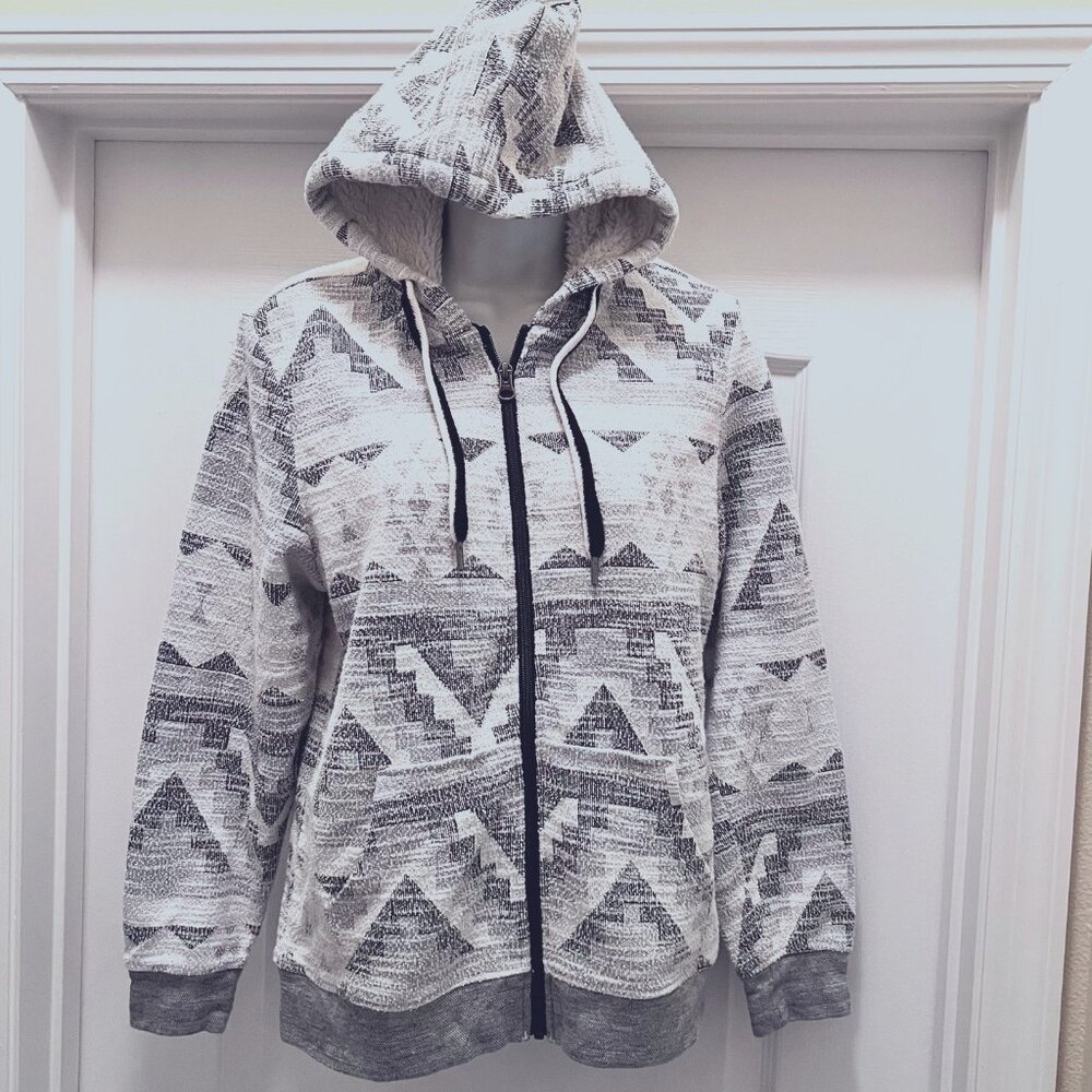 Soho Threads-Hooded Fleece Aztec Zip up Jacket-Black,Gray & White-Medium-Warm